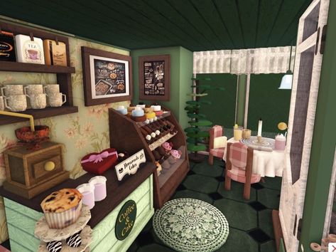 Mini House Bloxburg, Sims 4 Kitchen Cabinets, Bloxburg Victorian House, House Decals, Bloxburg Decals Codes Wallpaper, House Flippers, House Decorating Ideas Apartments, Small House Layout, City Layout