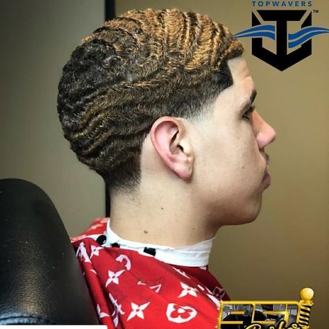 High Drop Fade, Mid Drop Fade, Waves 360, Men With Short Hair, Temp Fade, Side Swept Hair, High Taper Fade, 360 Waves Hair, Hairstyles For Black Men