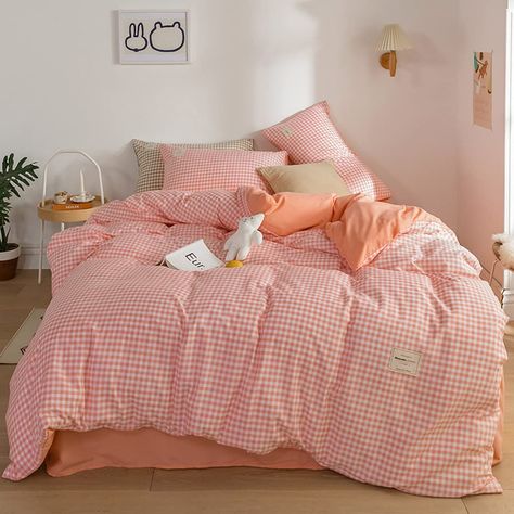 PRICES MAY VARY. Includes. (1) Twin/Twin XL/Full/King comforter, (2) Matching bed linen Features: Solid colour vintage check look, fine texture and super soft against the skin. Up is not only stunning. Stylish without exposing any space under the bed, giving your room a more elegant look. Gives a comfortable, long-lasting feel. The bedding collection features reactive dye prints for vibrant colours and no colour loss. With a concealed zip closure and corner ties, placing this duvet cover over th Sheet Quilt, Double Bedding Sets, Lace Bedding, Queen Size Duvet Covers, Set Bed, Quilted Duvet Cover, Fitted Bed Sheets, King Bedding Sets, Flat Bed