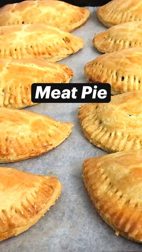 How to make meat pie Meat Pie African, African Meat Recipes, Nigerian Cooking Recipes, Meatpie Nigerian Recipe, Nigerian Snacks Recipes, Easy Nigerian Food Recipes, How To Make Meat Pie, Meat Pie Crust Recipe, African Dishes Recipes