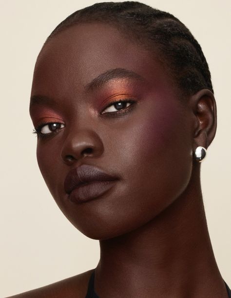 Nyayop Toang Juliana Schurig NARS Cosmetics Lara Jade Photoshoot Makeup Products Aesthetic, Lara Jade, Jewelry Portfolio, Products Aesthetic, Glossy Eyes, Brown Skin Makeup, Deep Skin, Swipe Right, Dark Makeup