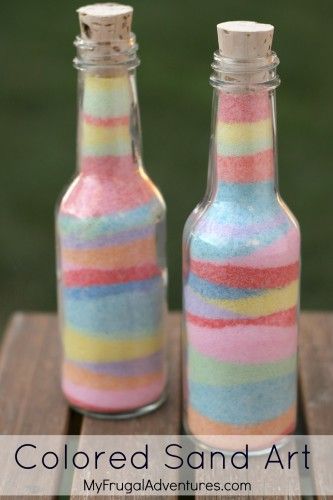 Sand Art Designs, Colored Sand Art, Sand Art Crafts, Art For Children, Old Wine Bottles, Inexpensive Crafts, Sand Crafts, Wine Bottle Diy Crafts, Colored Sand