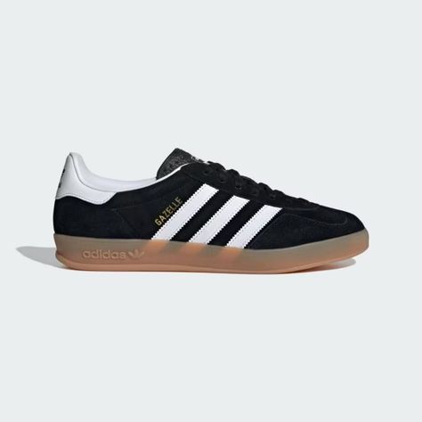 Elevate Your Sneaker Game With These Men's Adidas Gazelle Indoor Shoes In Black. The Shoe Features A Low Top Shaft Style And Lace-Up Closure For A Secure Fit. The Upper Is Made Of Premium Leather And The Outsole Is Made Of Rubber, Providing Durability And Comfort. These Sneakers Are Perfect For Athletic Activities And Casual Wear. The Style Code Is Ji2060 And The Model Is Adidas Gazelle. The Shoes Are A Standard Width And Were Manufactured In Indonesia. The Product Line Is Adidas Gazelle. Get Yo Gazelle Black Outfit, Black Gazelle Adidas Outfit, Men Clothes Aesthetic, Trendy Black Shoes, Shoes Aesthetic Black, Mens Shoes Aesthetic, Black Shoes Aesthetic, Black Adidas Gazelle, Black Gazelle