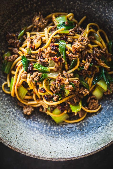 Black Pepper Beef Udon, Hoisin Udon Noodles, Hoisin Sauce Recipe Dishes, Hoisin Beef Noodles, Beef Udon Noodles, Hoisin Beef, Noodles Dinner, Chinese Sauces, Chinese Sauce