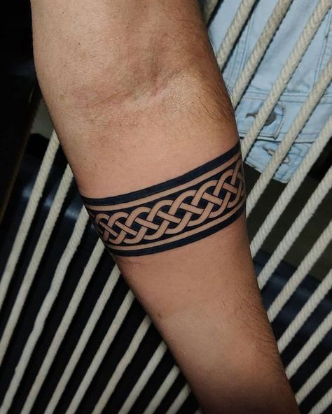 Tattoo Ideas For Men Scottish Arm Band Tattoo, Celtic Arm Band Tattoo, Celtic Band Tattoo, Band Tattoo Ideas, General Tattoo, Scottish Tattoo, Scottish Tattoos, Wrist Band Tattoo, Scottish Bands