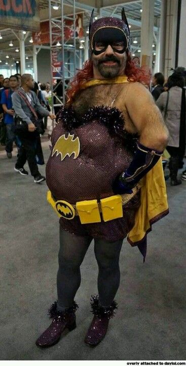 ???? Fashion Fail, Cosplay Fail, Fail Humor, Humor Pictures, Catwoman Cosplay, Photos Funny, Funny Fashion, Pictures Funny, Style Mistakes