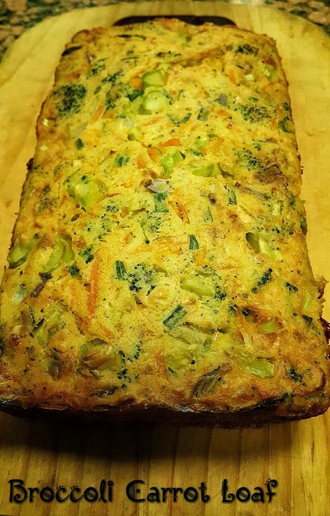 Loaded Broccoli Onion Loaf Healthy Broccoli Loaf, Vegetable Egg Loaf, Vegetable Loaf Recipe, Broccoli Bread Recipe, Broccoli And Cauliflower Recipes, Vegetable Loaf, Broccoli Bread, Onion Loaf, Chicken Loaf