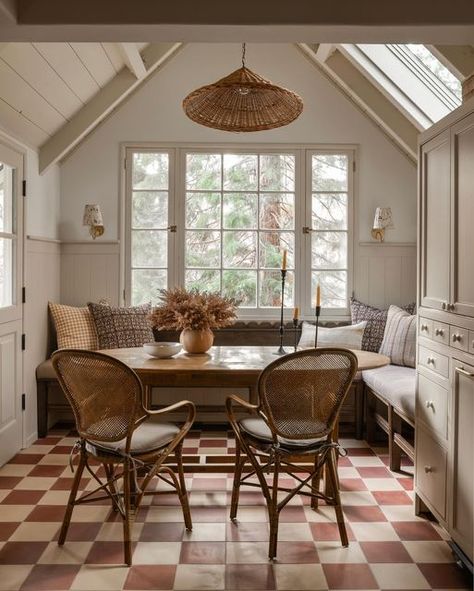 Carolina Farmhouse, Amber Interiors Design, Amber Lewis, Shoppe Amber Interiors, Kitchen Nook, Amber Interiors, Dining Nook, Dining Room Design, My New Room