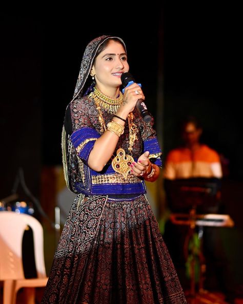 Geeta Ben Rabari on Instagram: “Glimpse from the amazing wedding event held at movan ( JAM KHAMBHALIYA) on 1 December 2020 . . . 📸 @jack_photuwala #geetarabari…” Geeta Rabari, 1 December, Wedding Event, Hd Images, The Amazing, Wedding Events, Sequin Skirt, Jam, Dresses With Sleeves