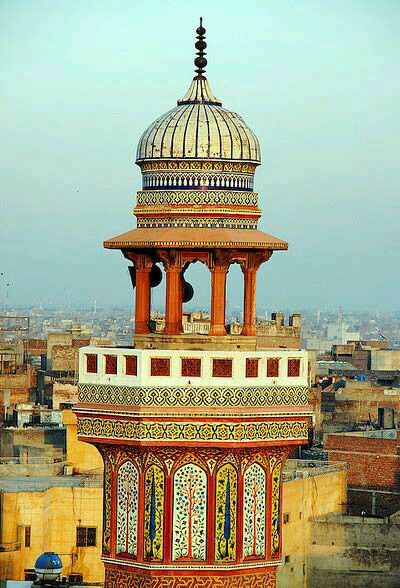 Masjid Wazir Khan, Wazir Khan Mosque, Pakistan Places, Pakistan Art, Pakistan Culture, Pakistani Culture, Pakistan Travel, Mosque Architecture, Beautiful Mosques