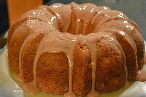 Cinnamon Glazed Sour Cream #Apple Bundt #Cake by #Paula Deen Apple Cream Cheese Bundt Cake, Squash Cake, Apple Bundt Cake Recipes, Squash Cakes, Cream Cheese Bundt Cake, Buttercup Squash, Apple Cream Cheese, Apple Bundt Cake, Apple Spice Cake