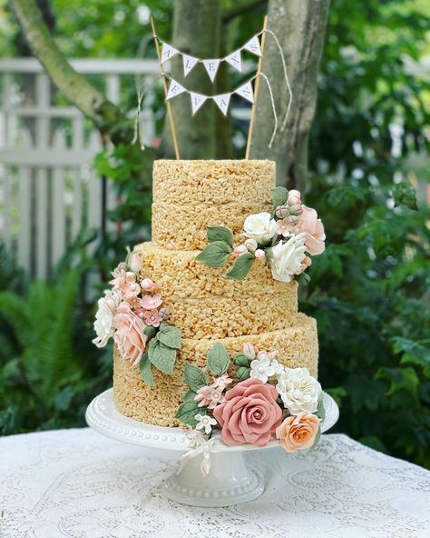 Deborah - Addicted to china on Instagram: “Rice Krispies Wedding cake We hosted my sons wedding reception in our garden over the weekend and I will be sharing the details over the…” Rice Krispie Treat Wedding Cake, Wedding Rice Krispies, Rice Krispie Wedding Cake, Rice Crispy Wedding Cake, Wedding Rice Krispie Treats, Cereal Party, Rice Crispy Cake, Spicy Treats, Wedding Rice