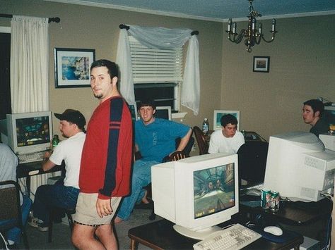 merritt k on Twitter: "I want to produce a coffee table book that’s just pictures of LAN parties from the 90s and 2000s… " Lan Party, I Thought Of You Today, Just Pictures, Desktop Themes, School Computers, Instant Messenger, Coffee Table Book, Press Kit, Data Center