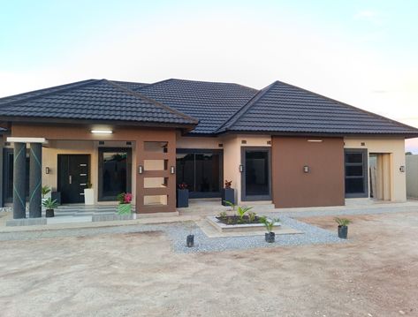 Ghana Houses, House Frontage, House Plans South Africa, Modern Bungalow House Design, Butterfly Roof, Modern Apartment Living Room, Bungalow Style House, Bungalow Style House Plans, Modern Bungalow House