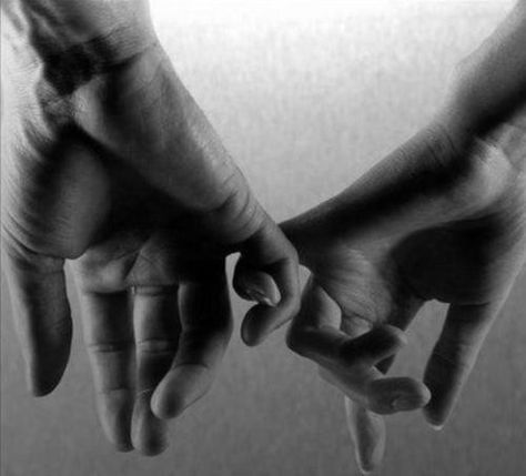 pinky hold.     love holding my husband hand!:-) Art Of Love, Hands Holding, Pinky Promise, Hold My Hand, Hold Me, Hopeless Romantic, No Me Importa, True Love, A Black