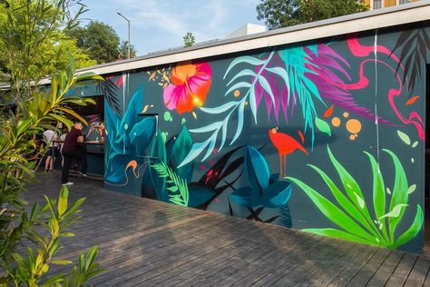 Murals Street Art Wall, Garage Mural, Exterior Murals, Wall Art Graffiti, Graffiti Flowers, Wall Art Mural, Garden Mural, Flower Mural, Food Wall Art