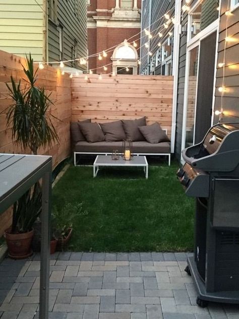 Design Per Patio, Small Patio Decor, Small Outdoor Patios, Small Patio Garden, Budget Patio, Apartment Patio, Diy Garden Furniture, Patio Interior, Small Backyard Patio