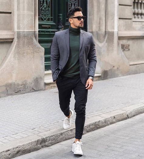 Green Turtleneck Outfit Men, Green Turtleneck Outfit, Vans Outfit Men, Turtleneck And Blazer, Engagement Henna, Blazer Outfits Men, Gq Fashion, Gentleman Outfit, Zara Men