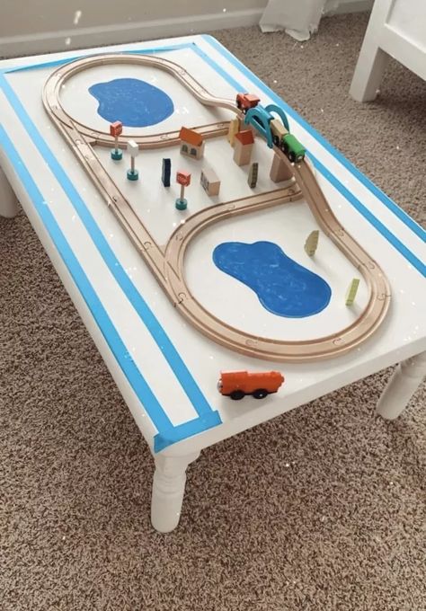 How to Make a Free DIY Train Table | Hometalk Diy Train Table, Barn Quilts For Sale, Train Table Layout, Linen Spray Recipe, Diy Train, Diy Citronella, Rustoleum Chalk Paint, Large Scale Wall Art, Wooden Train Track