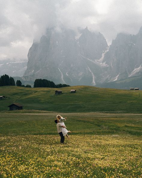 two lovers running through the meadows of the italian dolomites • • • keywords: documentary photography, cinematic photography, visual poetry, storytelling, love, couples photoshoot, tampa elopement, travel photographer, couples inspo, romcom, movie scenes, italy, dolomites, dolomites photos 🏷️ #floridaphotographer #tampaphotographer #stpeteweddingphptographer #tampaweddingphotographer #destinationweddingphotograoher #stpetephotographer #film #visualpoetry #cinematicphotographer #floridaw... Tampa Elopement, Dolomites Elopement, Living Hope, Italian Dolomites, Photography Cinematic, Dolomites Italy, Outdoor Couple, Two Lovers, Wedding Photography Tips