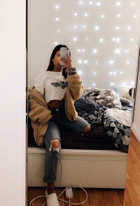 Slip On Vans Outfit, White Slip On Vans, Vsco Outfits, Slip On Vans, Teenage Outfits, Vans Outfit, Fall Outfits For School, Bohemian Mode, Trendy Fall Outfits