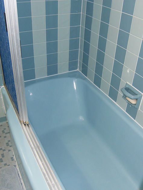 A retro renovation, save the bue bathroom Blue Bathroom Suite Retro, Blue Bathtub Makeover, Blue Vintage Bathroom Ideas, Bathroom With Blue Tub, Blue Tub Bathroom, Blue Bathtub Bathroom Ideas, Blue Tub Bathroom Ideas, Blue Tile Bathroom Vintage, Vintage Blue Tile Bathroom