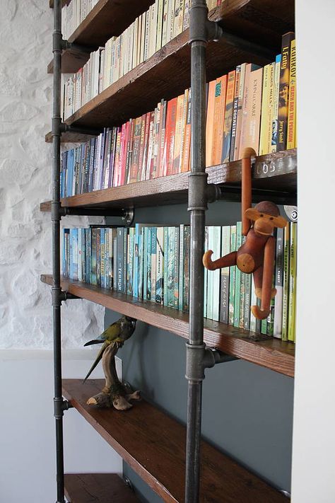 industrial vintage wooden shelves by inspirit // i like the scafold look for shelving; would love it for my bedroom Steel Pipe Shelving, Urban Furniture Design, Curved Desk, Vintage Shelving, Industrial Bookcases, Vintage Industrial Design, Steel Shelving, Shelving Design, Vintage Industrial Furniture