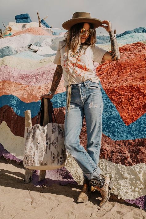 Levis Strauss, Mode Hippie, Country Style Outfits, Western Style Outfits, Country Girl Style, Country Dresses, Jean Vintage, Mode Boho, Western Chic