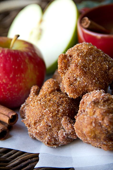 Autumn Treats, Hush Puppy, Kids Fruit, Apple Recipe, Christmas Morning Breakfast, Holiday Breakfast, Food Breakfast, Köstliche Desserts, Morning Breakfast