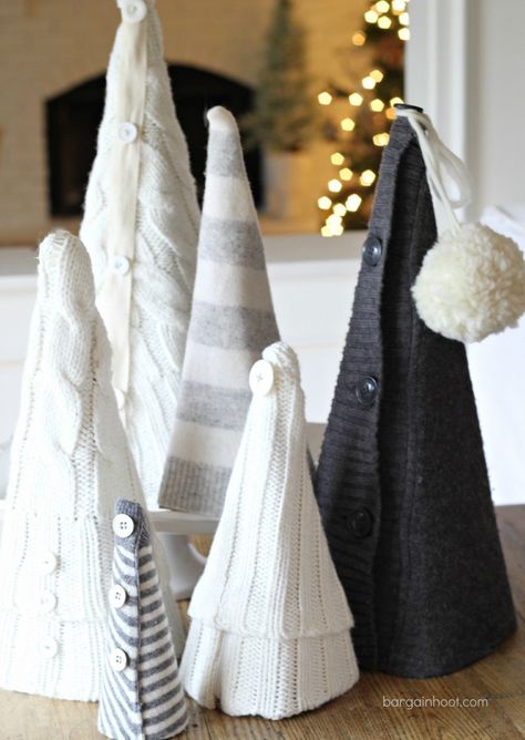 Recycled Sweater Trees : Handmade Christmas ideas Old Sweater Crafts, Crafts For Teens To Make, Recycled Sweaters, Recycled Sweater, Old Sweater, Homemade Christmas, Xmas Crafts, Spring Crafts, Christmas Inspiration