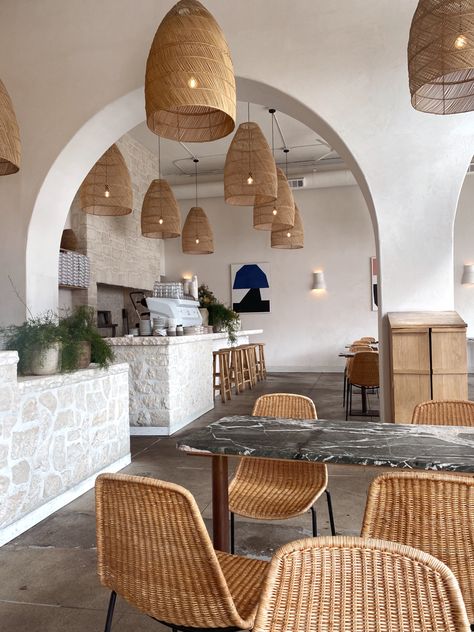 la travel foodie kitchen lights tan chairs art style Beachy Restaurant, Boho Style Restaurant, Thanlyin, Coastal Restaurant, Boho Cafe, Boho Restaurant, La Travel, Modern Restaurant Design, Small Cafe Design