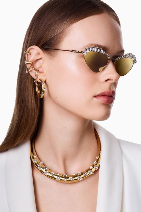 Crystal Sunglasses, Steven Meisel, Moda Paris, Cartier Jewelry, Handmade Jewelry Tutorials, Luxury Purses, Classy Jewelry, Swarovski Jewelry, Jewelry Bracelet