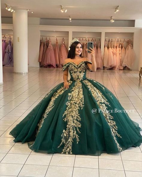 Pin by Thiarie Ortiz on Quinceañero in 2022 | Quinceanera dresses blue, Quince dresses, Quinceanera dresses gold Quincenera Dresses Emerald Green And Gold, Emerald Green Quncie Dresses, Forest Green 15 Dress, Quinseñeras Dresses Green, Dark Green Xv Dresses, Forest Green Quinceanera Dress With Gold, Royal Green Quinceanera Dresses, Dark Green Quinceanera Dresses With Gold, Dark Green Quince Dresses With Gold