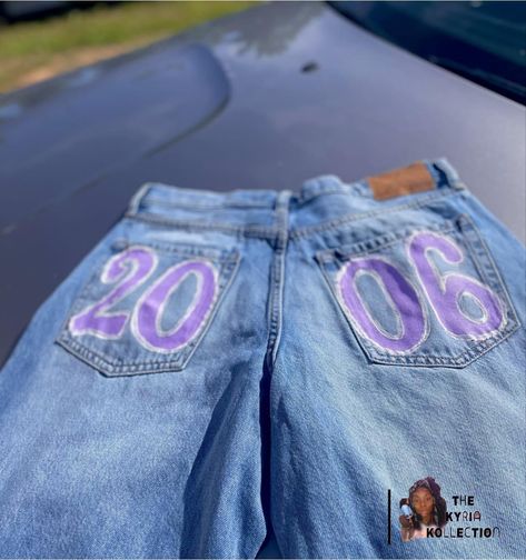 Hoco Painted Shorts, Senior Pants Design Ideas, Zodiac Sign Pants Photoshoot, Painted Zodiac Jeans, Senior Jeans Black And Gold, Painted Birthday Pants, Spirit Jeans Homecoming Freshman, Birthday Jeans Painted, Zodiac Jeans Photoshoot