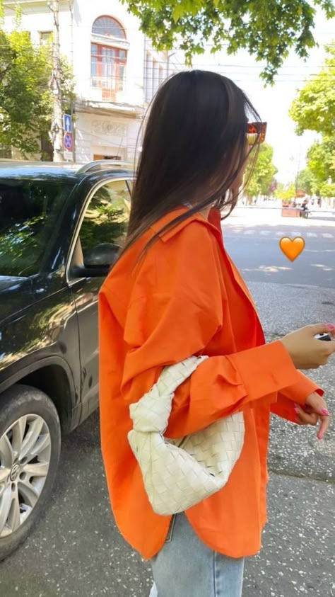 Orange Shirt Outfit, Color Outfits, Orange Aesthetic, Causual Outfits, Up Girl, Colourful Outfits, Winter Fashion Outfits, Cute Casual Outfits, Look Fashion