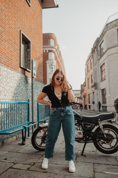 Is It Too Early To Talk About THE Trend For The Summer? Outfit Ideas Mom Jeans, Outfit Ideas Mom, Chubby Girl Fashion, Plus Size Outfit Ideas, Midsize Outfits, Midsize Fashion, Chubby Fashion, Plus Size Outfit, Sunglasses Style