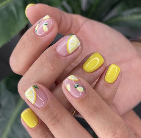 Italy Nail Art, Italy Manicure, Cute Pastel Nails, Nails For Easter, Bridesmade Dress, Easter Nails Designs, Cute Easter Nails, Gel Powder Nails, Italy Nails