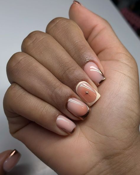 Short Gel Nail Polish, Christmas Nails On Natural Nails, Fall Square Nails Short, Cute Gel Manicure Ideas, Nice Acrylic Nails, Gel Short Nails Ideas, Short Nude Nails With Design, Short Classy Nails Acrylic, Short Overlay Nails