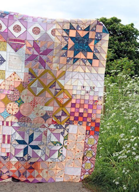 Quilting By Hand, Scrap Fabric Projects, Quilt Patchwork, Sugar Plum Fairy, Sampler Quilts, Scrap Fabric, Colorful Quilts, Eclectic Art, Modern Quilt Patterns