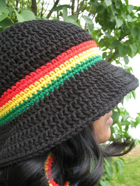 Crochet Bucket Hat Free Pattern, Easy Crochet Bucket Hat, Marley Crochet, Sun Hat Crochet, Caron One Pound Yarn, Rasta Clothes, Crochet Adult Hat, Crochet Hat With Brim, Dragon Hats