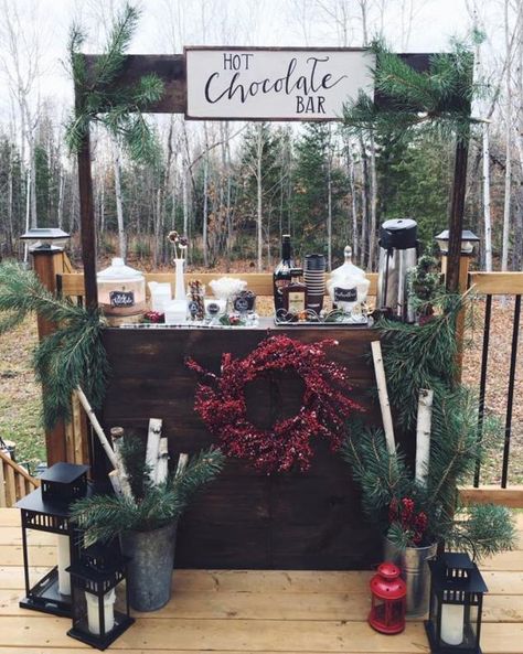 Winter Wonderland Wedding Theme, Wonderland Wedding Theme, Christmas Wedding Inspiration, Hot Chocolate Bar, Wedding Themes Summer, Rustic Winter Wedding, Outdoor Wedding Inspiration, Winter Wedding Decorations, Wedding Themes Fall