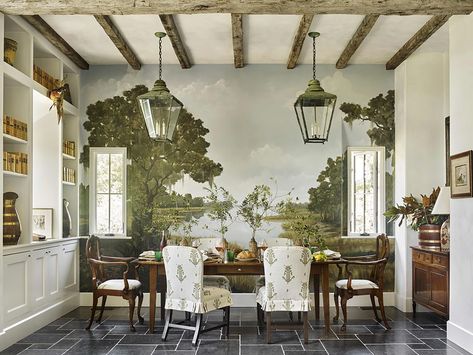 Veranda Magazine, Cottage Dining Rooms, Tiny Cottage, Island House, English Country House, The Dining Room, Green Rooms, Low Country, Breakfast Room