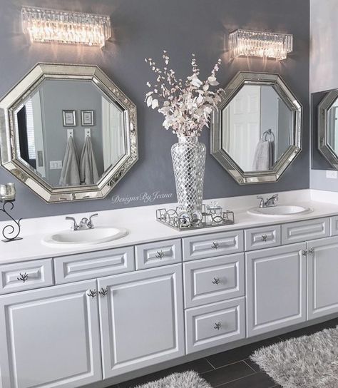 Glam Bathroom Ideas, Bling Bathroom, Glam Bathroom, Interior Design Career, Bathroom Accent Wall, Pretty Bathrooms, Restroom Decor, Pipe Furniture, Bathroom Counter