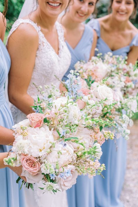 Blue White Weddings, Pink And White Weddings, Blue Wedding Bouquet, Light Blue Wedding, Wedding Bouquets Pink, Blue Themed Wedding, Blue Wedding Flowers, Wedding Flowers Summer, Pink Wedding Flowers