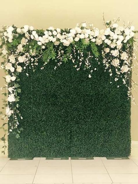 Online Shop SPR 60x40cm Artificial Boxwood Hedges Panels Garden Grass wall backdrop events decor Garden party decoration | Aliexpress Mobile Hiasan Perkahwinan, Decoration Evenementielle, Wedding Photo Booth, Wall Backdrops, Photo Booth Backdrop, Floral Photo, Wedding Stage, Flower Backdrop, Wedding Deco