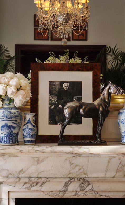 Ralph Lauren Interiors, Ralph Lauren Bedding, Equestrian Decor, Horse Decor, Ralph Lauren Style, Elegant Living, Timeless Art, Ralph Lauren Home, Bedding Shop