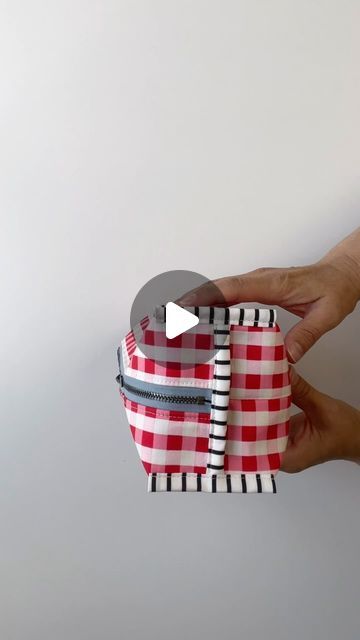 Box Pouch Pattern, Double Zipper Pouch Tutorial, Zippered Pouches, Boxy Bags, Bags Sewing, Tool Pouch, San Blas, Pouch Pattern, Zippered Pouch