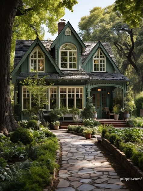 Elevate Your Home Style: Transformative Green Farmhouse Exterior Ideas - Puqqu Cute Aesthetic House Exterior, Fairytale House Exterior, Cottagecore Exterior House, Farmhouse Aesthetic Exterior, Vintage Homes Exterior, Cute Home Exterior, Green House Exterior Ideas, Earthy House Exterior, Moody House Exterior