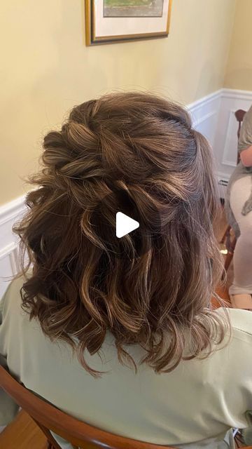 Boston Bridal Hairstylist | Nicole Greco on Instagram: "Still tons of different styles and options for short hair 💕  Half Up✔️ All up✔️ One side up ✔️  #nmgbridalhalfup #nmgbridalbraid #nmgbridallowbun #nmgbridalshorthair" Formal Hairstyles For Medium Length Hair Half Up, Half Up Half Down Wedding Hair Short Shoulder Length, Short Hair Half Up Half Down Wedding, Wedding Hairstyles Half Up Half Down Short Hair, Half Up Half Down Medium Hair, Half Up Half Down Bridesmaid Hair Short, Half Up Short Hair Wedding, Half Up Half Down Shoulder Length Hair, Half Up Half Down For Short Hair