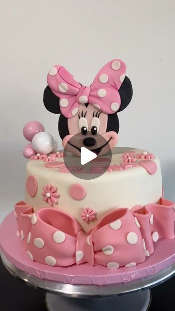 Minnie Mouse Cake, Mouse Cake, Minnie Mouse, Cake Decorating, Pastry, Miami, Cake, 10 Things, On Instagram